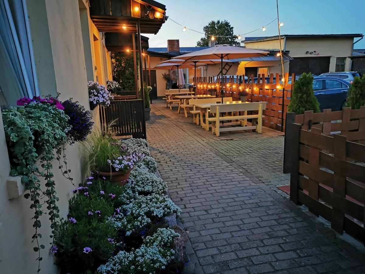 Veldzes Nams Hotel Ventspils Eksteriør billede